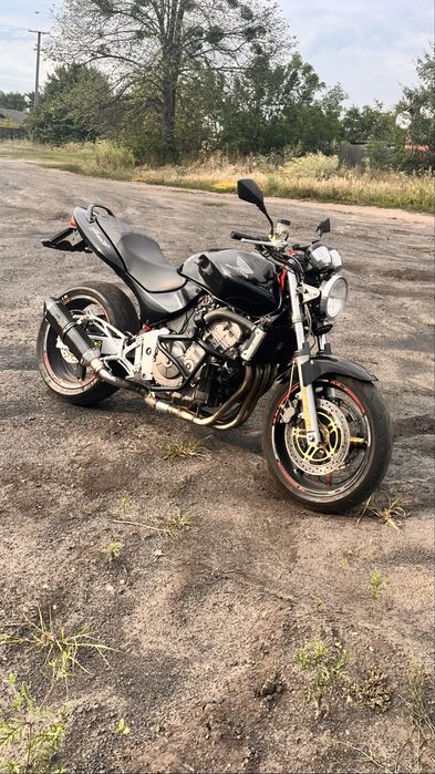 Продам. Honda hornet 600f2