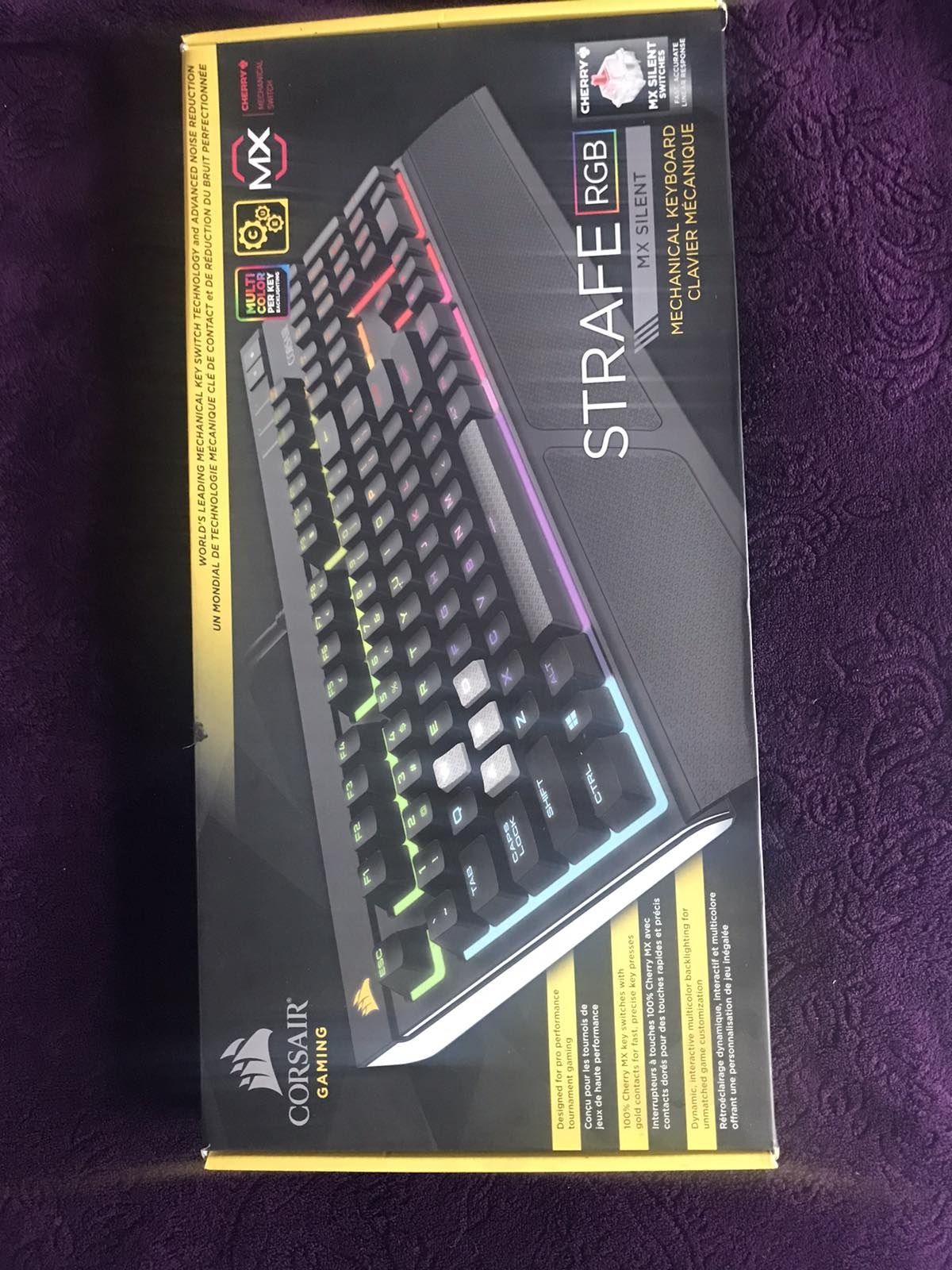 Клавіатура Corsair strafe RGB MX Silent