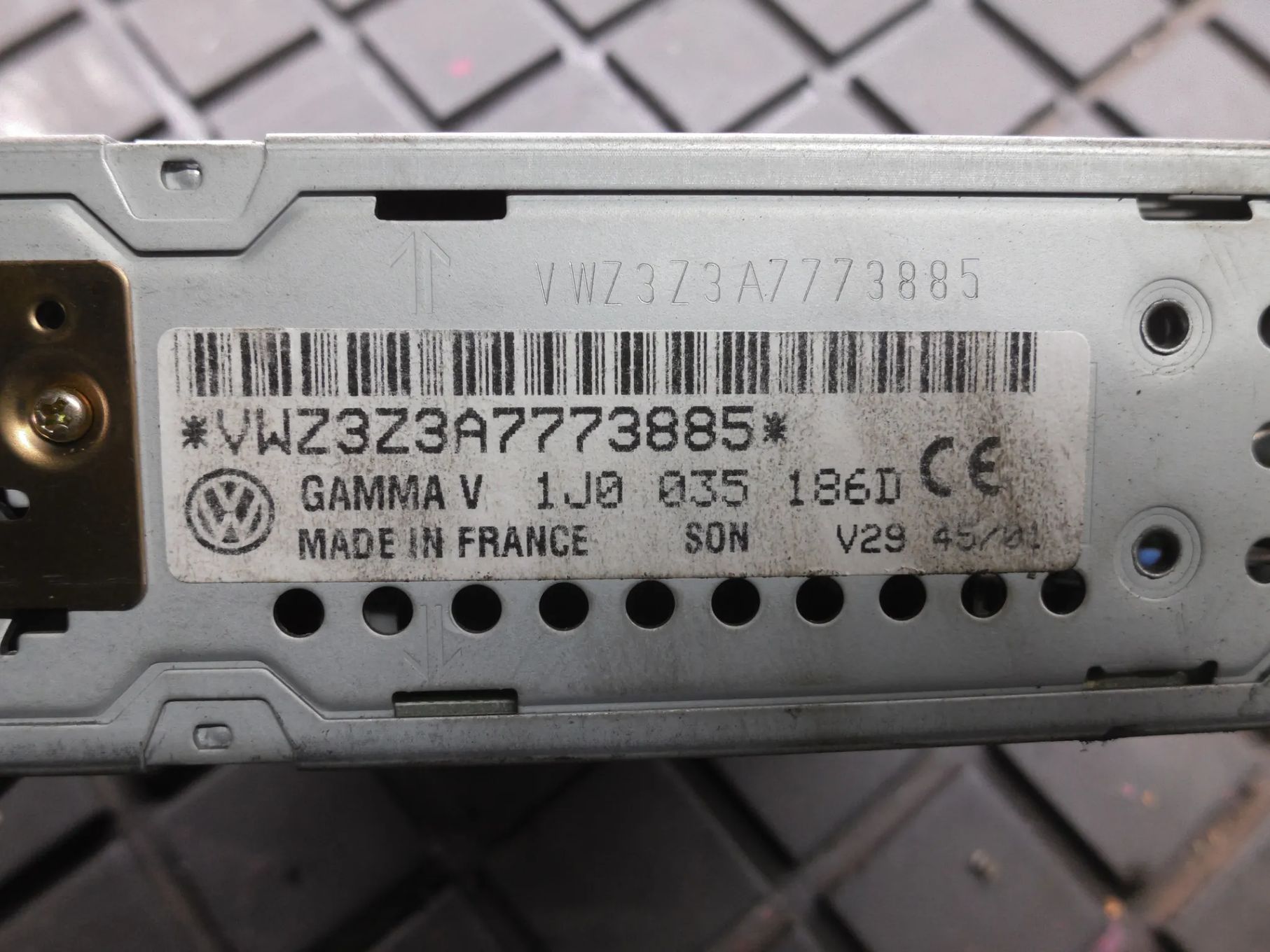 RADIO FABRYCZNE GAMMA VW VOLKSWAGEN PASSAT B5 00-04 1J0035186D
