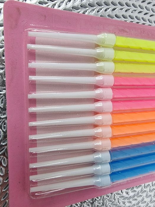 Świeczki urodzinowe kolorowe na tort ozdobne do dekoracji