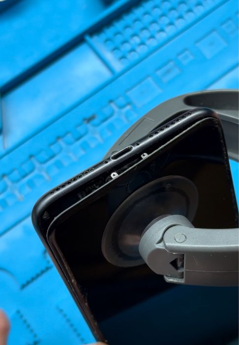 Ремонт Apple iPhone, Xiaomi, Samsung … Бровари, Київ