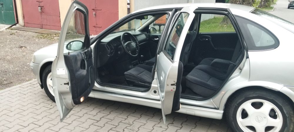 Opel Vectra 1.6 16V 101 kM 1999 r. Serwisowany. Klima. Bez Rdzy.