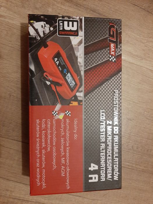 Зарядний пристрій зарядное устройство с микропроцесором /12V 4A IP65