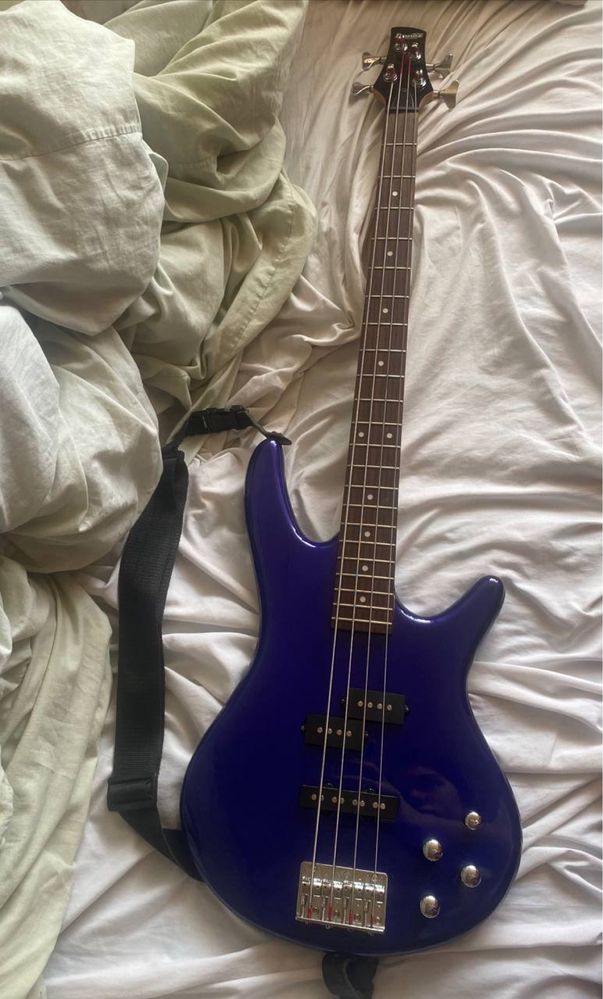 Бас гітара Ibanez gsr 200