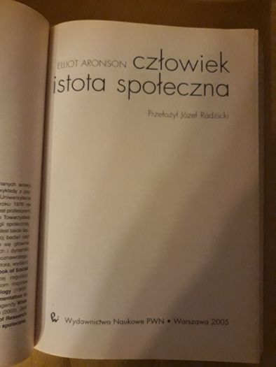 Człowiek istota społeczną Elliot Aronson