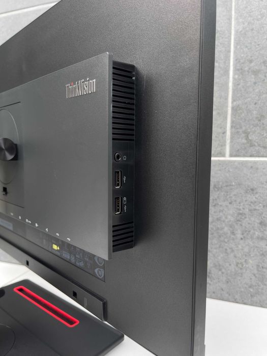 Монітор Lenovo ThinkVision P24h-2L/24" 2K/IPS/60Gz/16:9/300 кд/м²/ 8шт