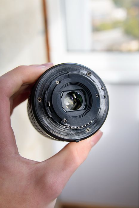 Обєктив Nikon 18-55mm f/3.5-5.6