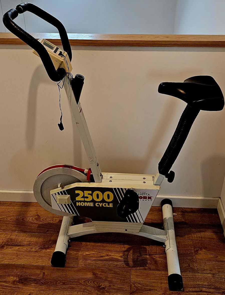 Rower stacjonarny YORK Fitness 2500