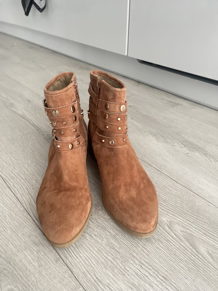 Botki- pier one- 40