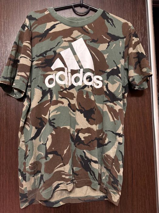 Футболка adidas чоловіча