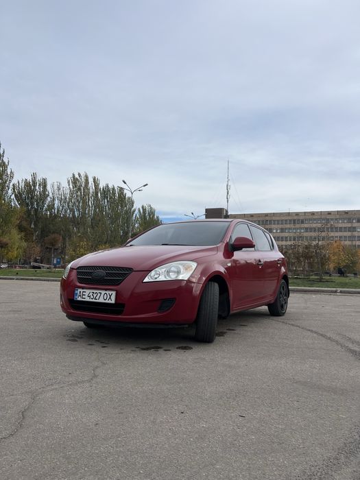 Продам kia ceed в гарному стані