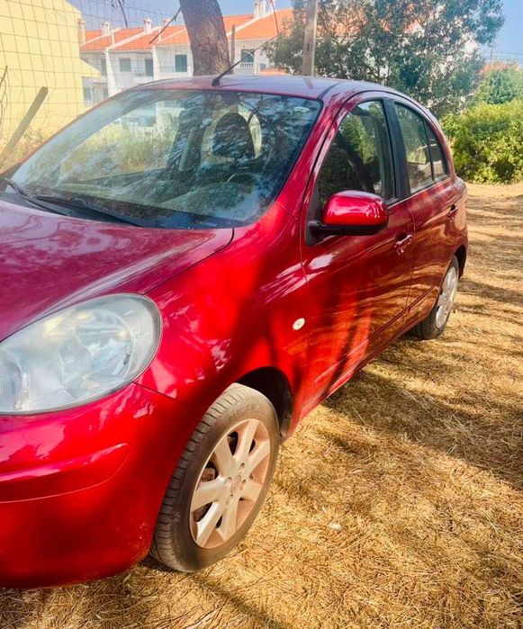 Nissan Micra Teckna 1.2cc a gasolina do ano 2011