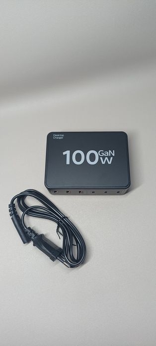 Зарядное устройство USB C, 100 Вт. - Новая!!!