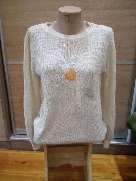 Женский свитер размер с