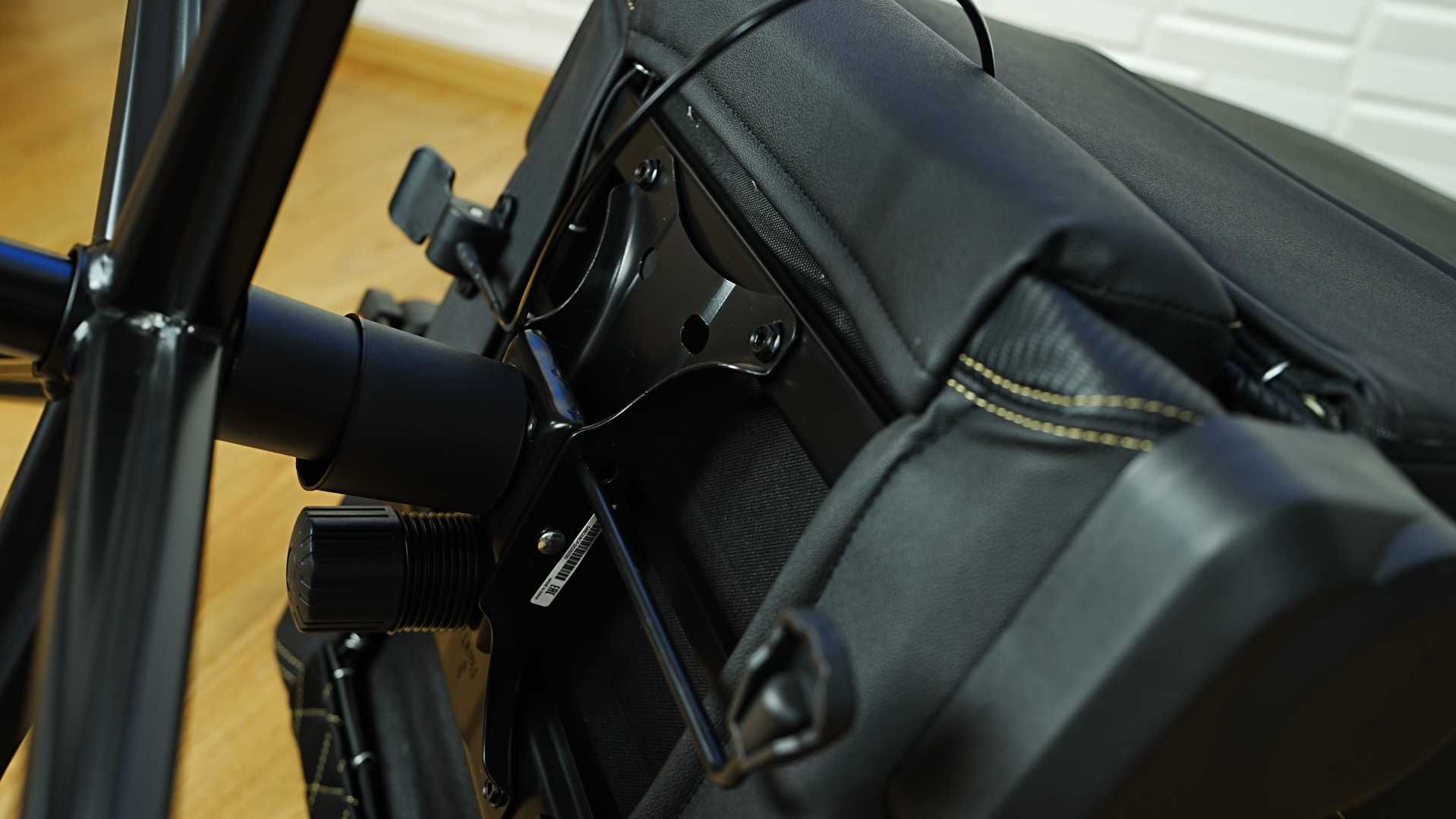 Комп'ютерне крісло для геймера Cougar Defensor Gold F - ігрове крісло