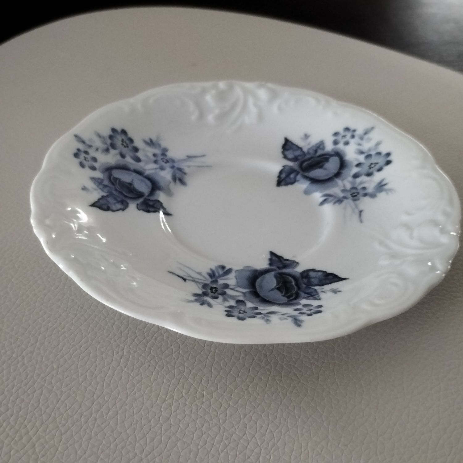 Filiżanki z podstawkami porcelana Wawel Wałbrzych