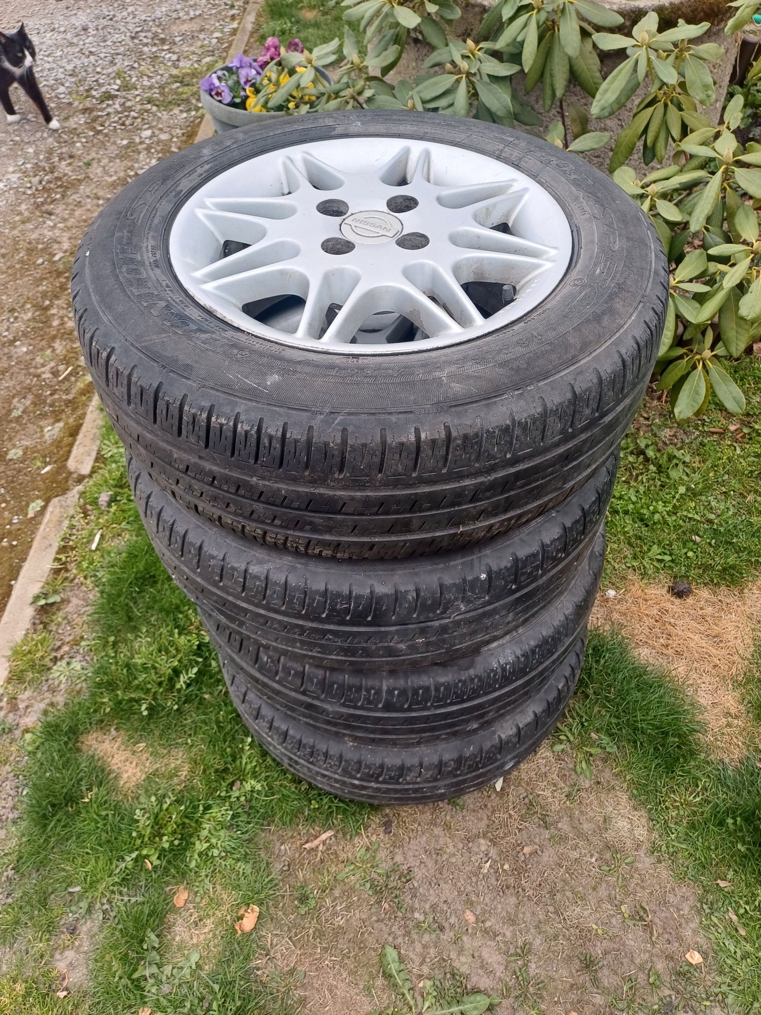 Felgi aluminiowe do nissan 14cal