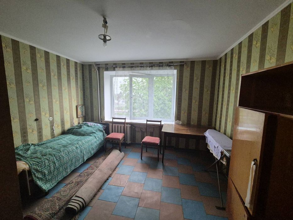 Продам 2-х кімнатну квартиру р-н ж/д вокзалу