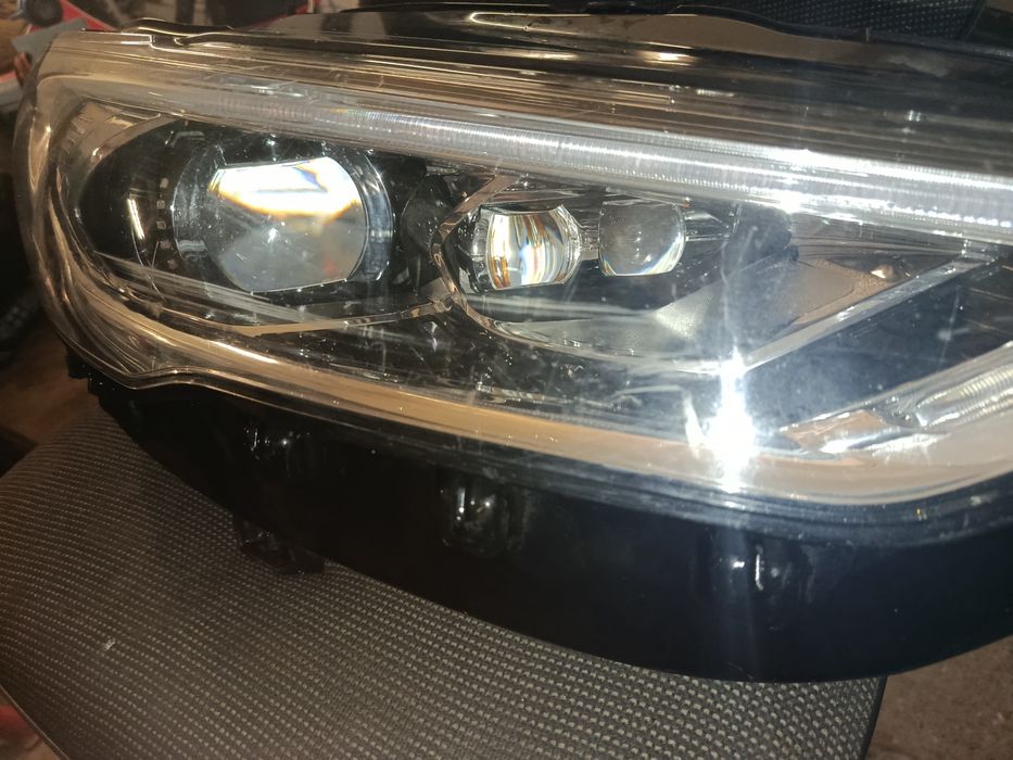 Продам правую фару на ford Fusion