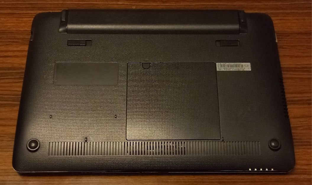 Нетбук Asus 1215p. SSD 120GB. Новая батарея.