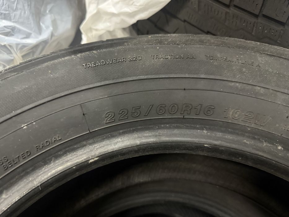 Шина Yokohama 225/60r16