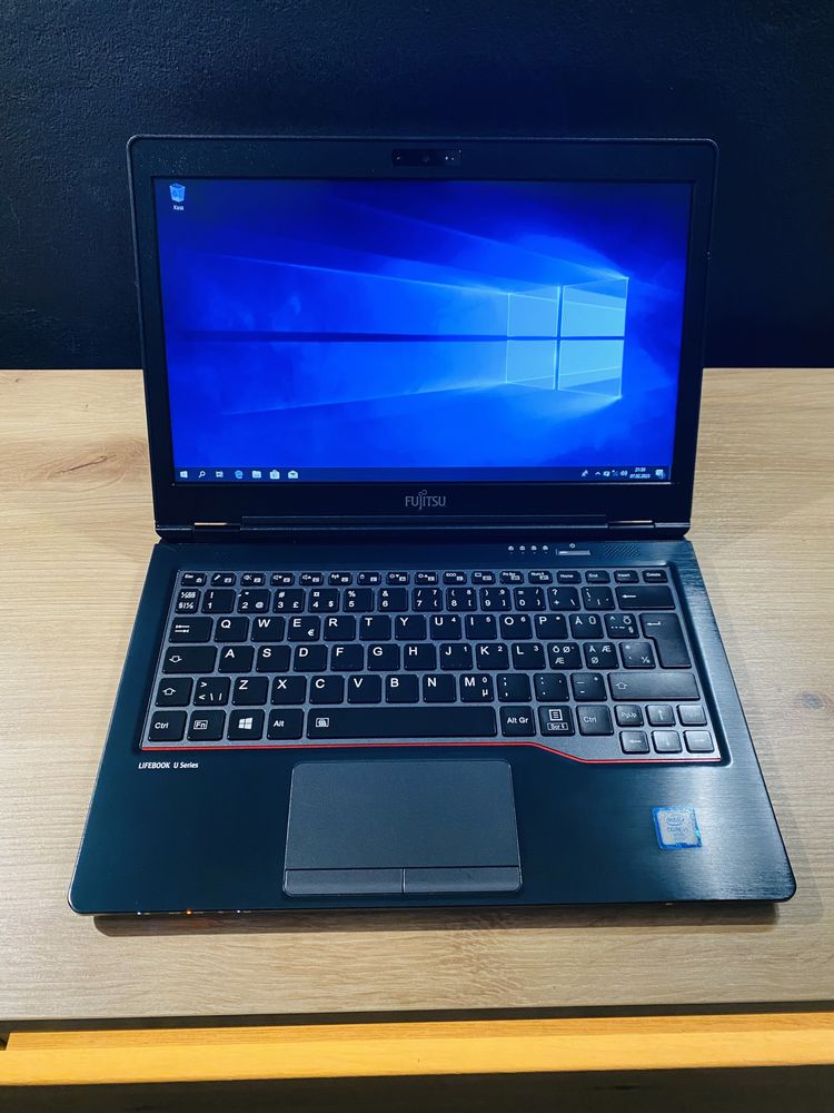 Szybki Laptop Fujitsu U727 i5-6300U 8GB / 256 GB SSD