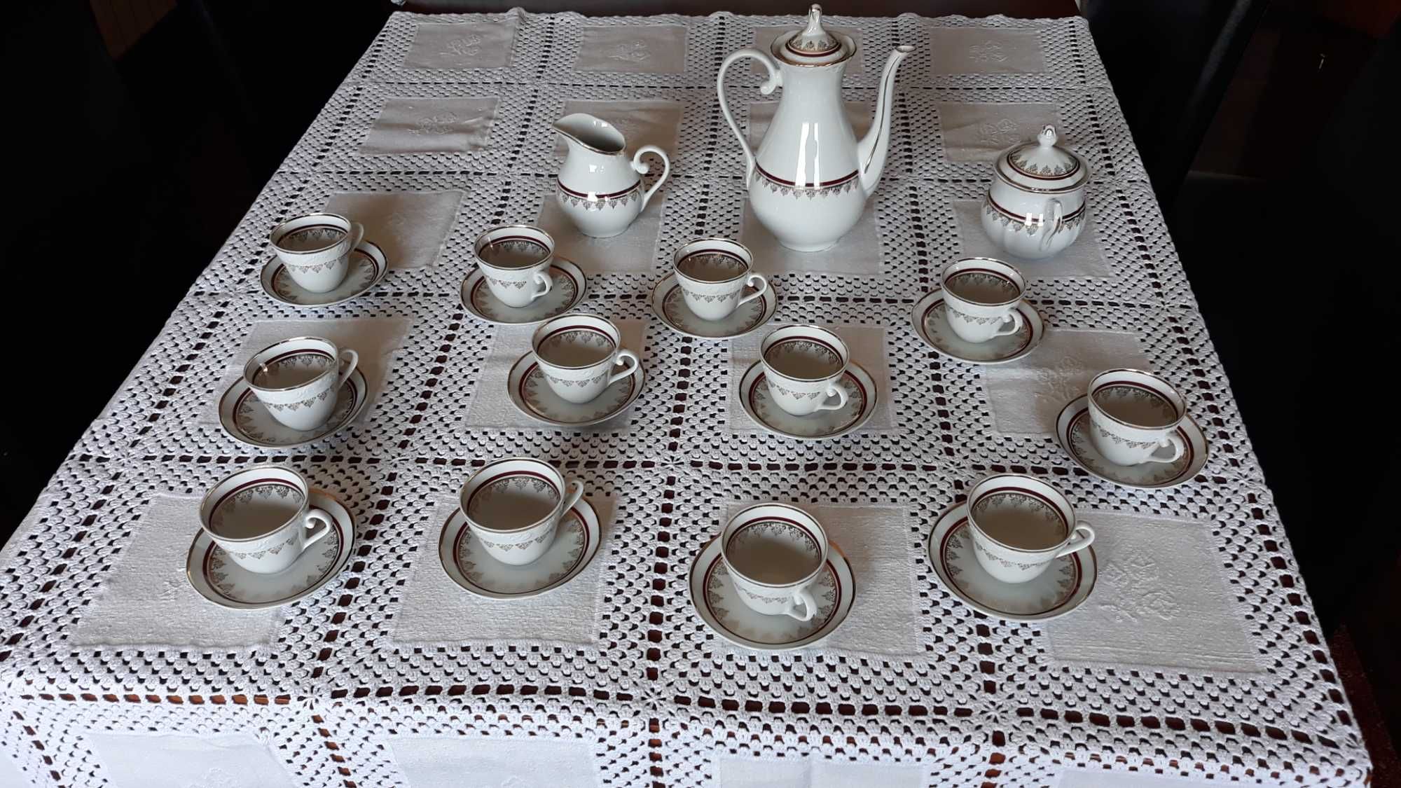 Serviço de Chá e Serviço de Café Porcelanas de Portugal