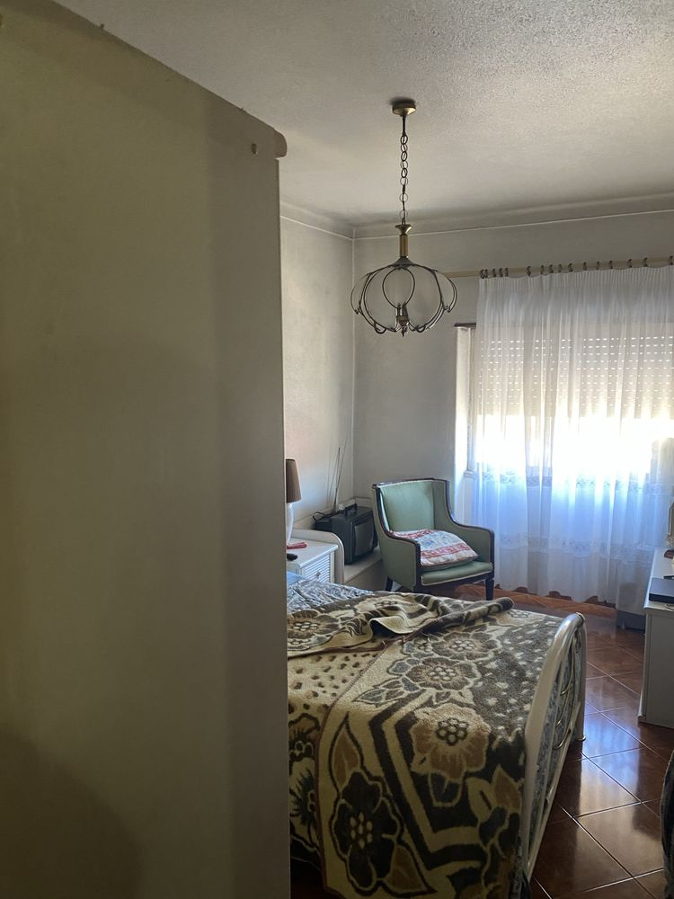Predio na Ramada com 4 pisos