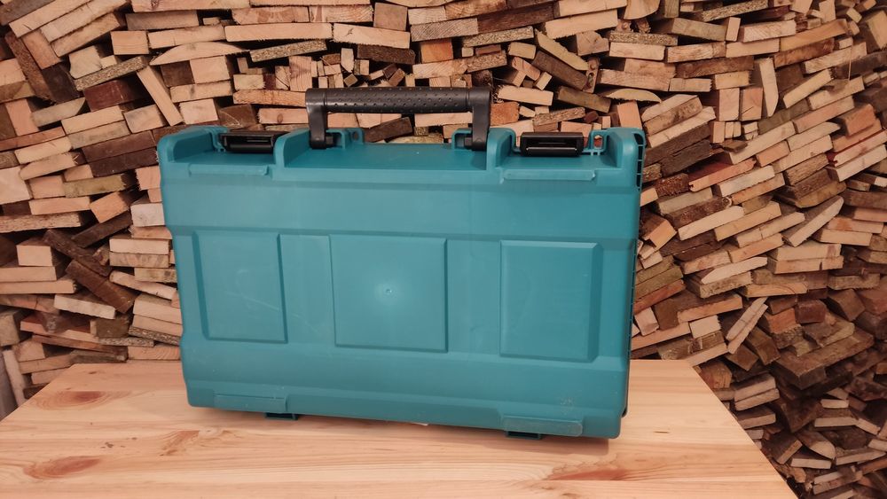Nowa Makita, skrzynka / walizka na wkrętarkę i ładowarkę