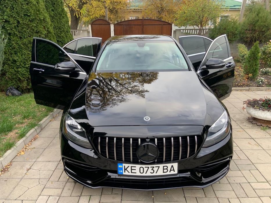 Mercedes-benz c300 4matik