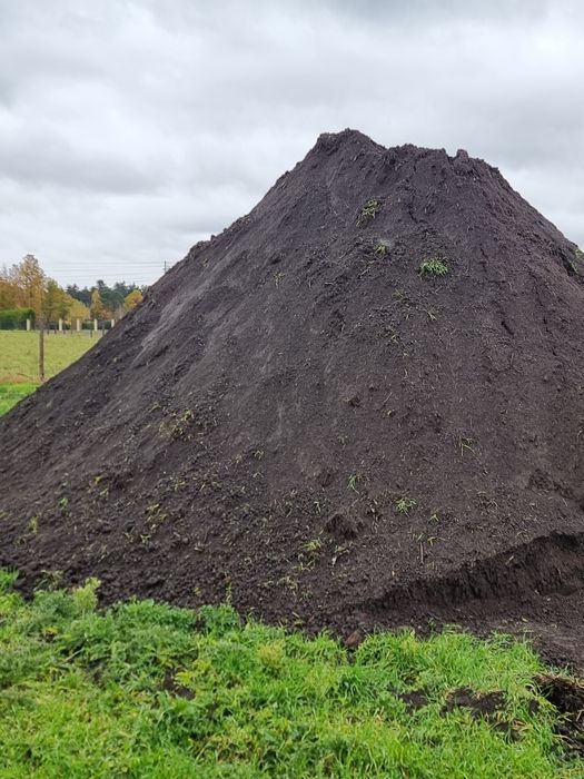 Sprzedam bardzo ładną ziemię humus