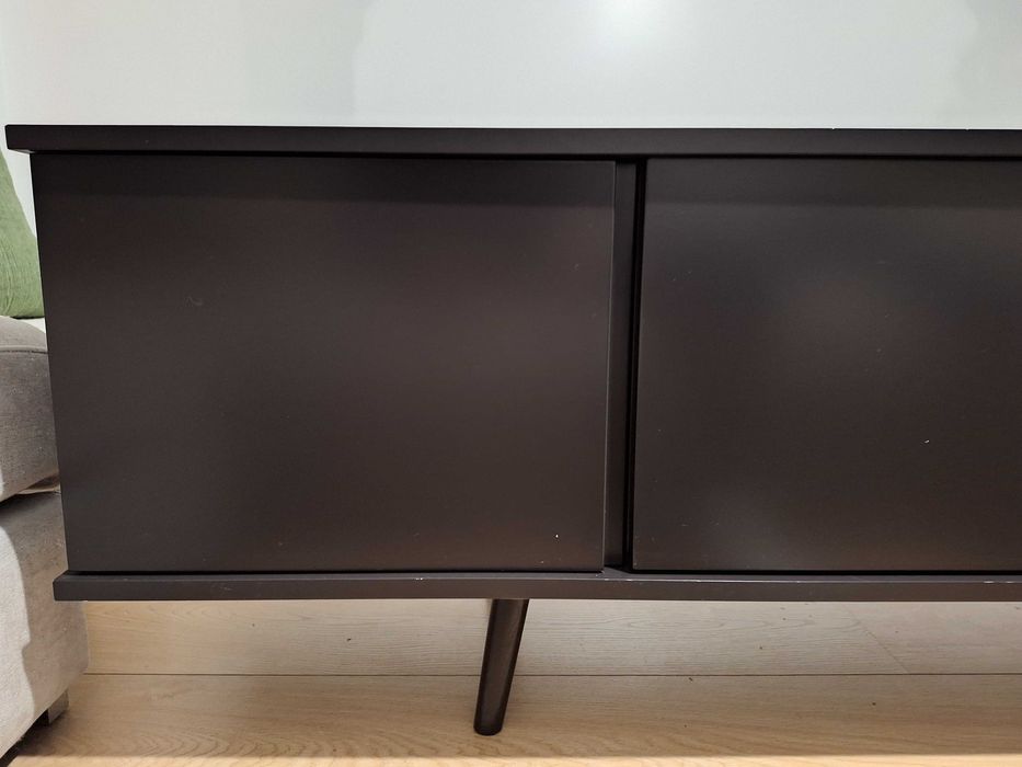 Móvel TV da marca Antarte, modelo Oslo