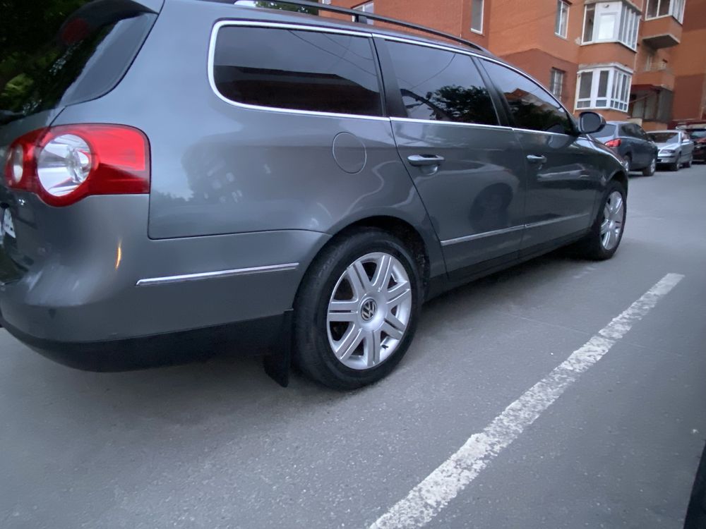 У продажі Volkswagen Passat B6 2.0 Бензин