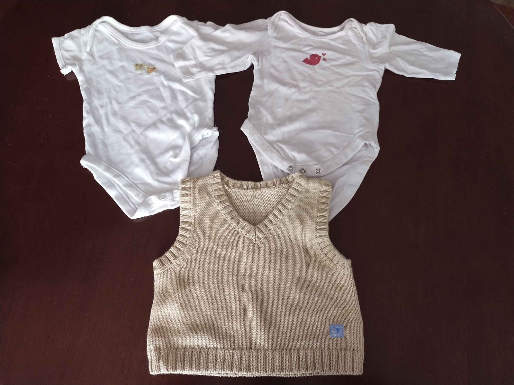 Ubranka dla niemowląt 0-3 msc