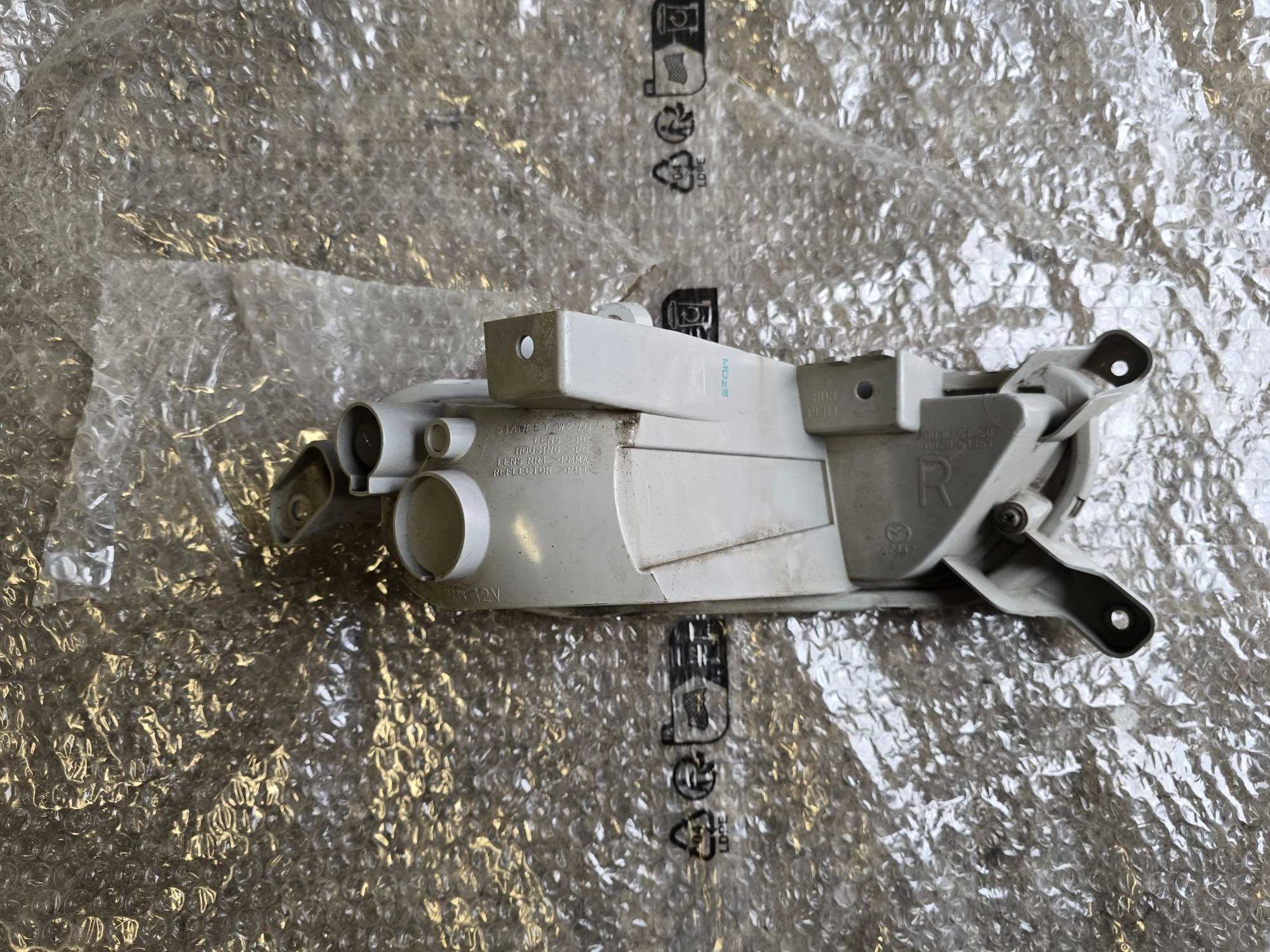 lampa przeciwmgielna tył Mazda CX3 2015-