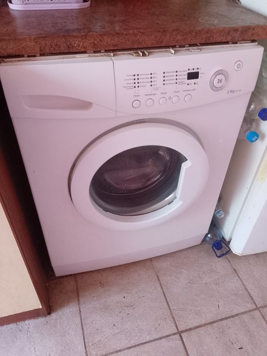 Продаю стиральную машину автомат Samsung