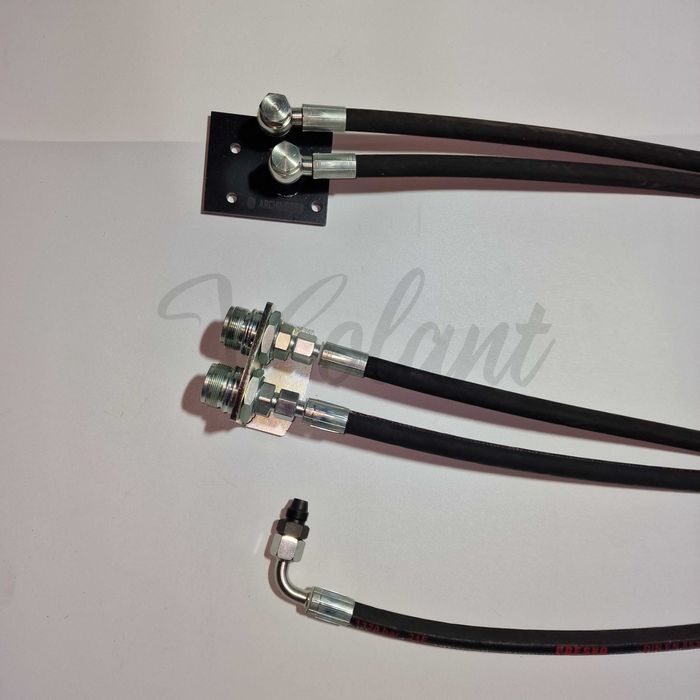 Rozdzielacz 2 Sekcje C-330 Hydrauliczny Zewnętrzny Skręcane Gniazda