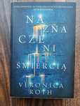 Veronica Roth- Naznaczeni śmiercią