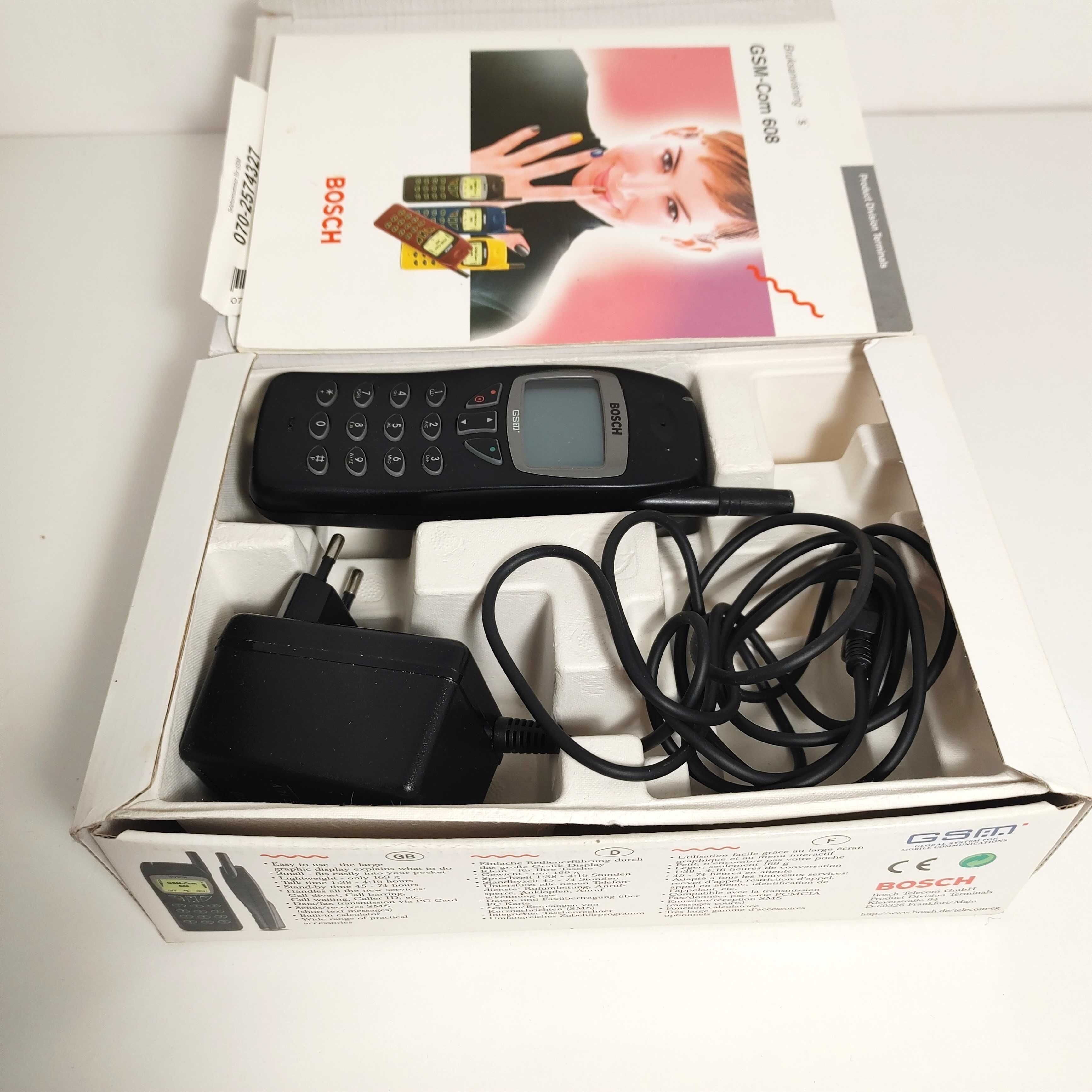 Telefon komórkowy RETRO  BOSCH Gsm-Com 608 z pudełkiem z 1999 roku