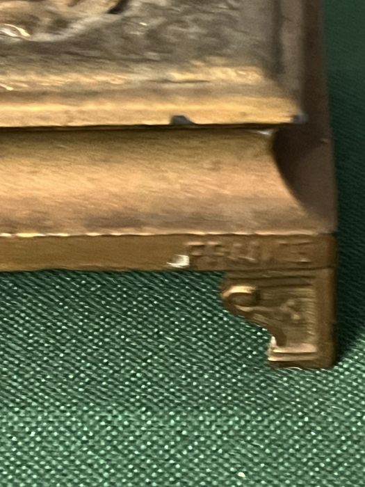 Presépio antigo em bronze peça colecionável como nas fotos