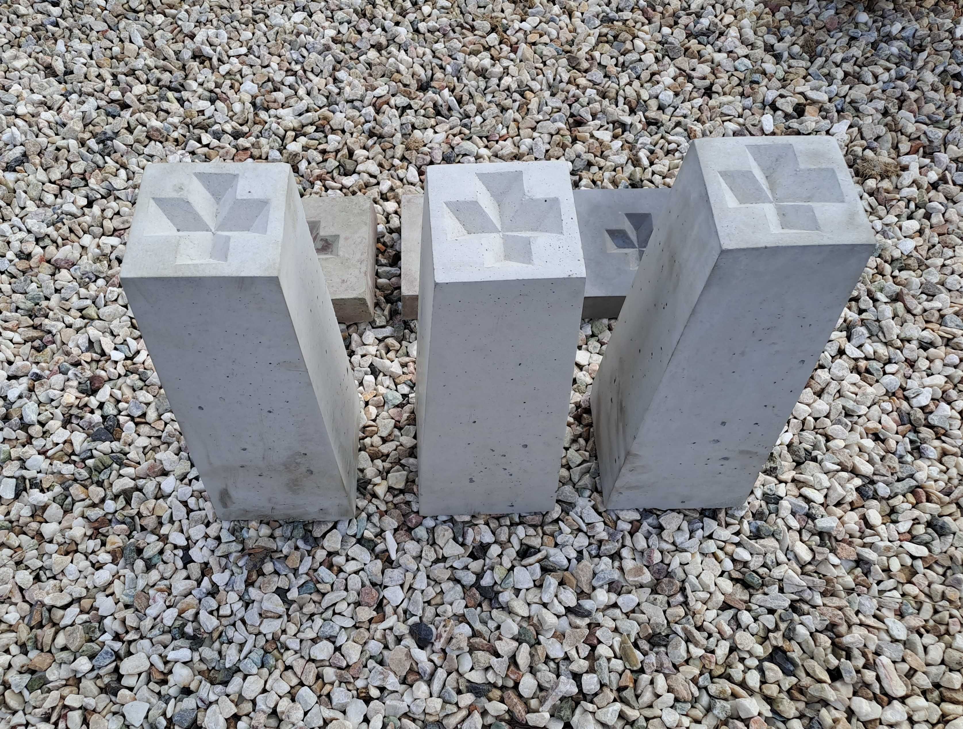 Granicznik- Słupek- Punt graniczny- Znacznik punktu granicznego