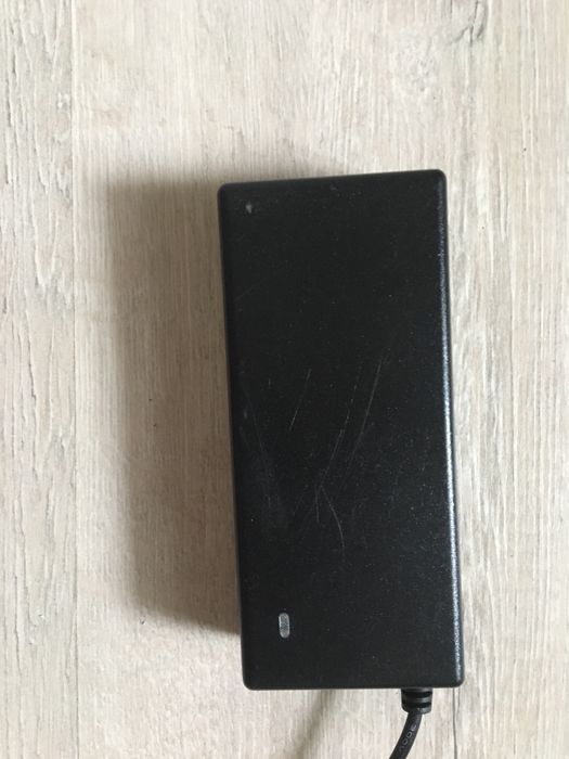 Зарядное устройство, блок питания, зарядка для ноутбука