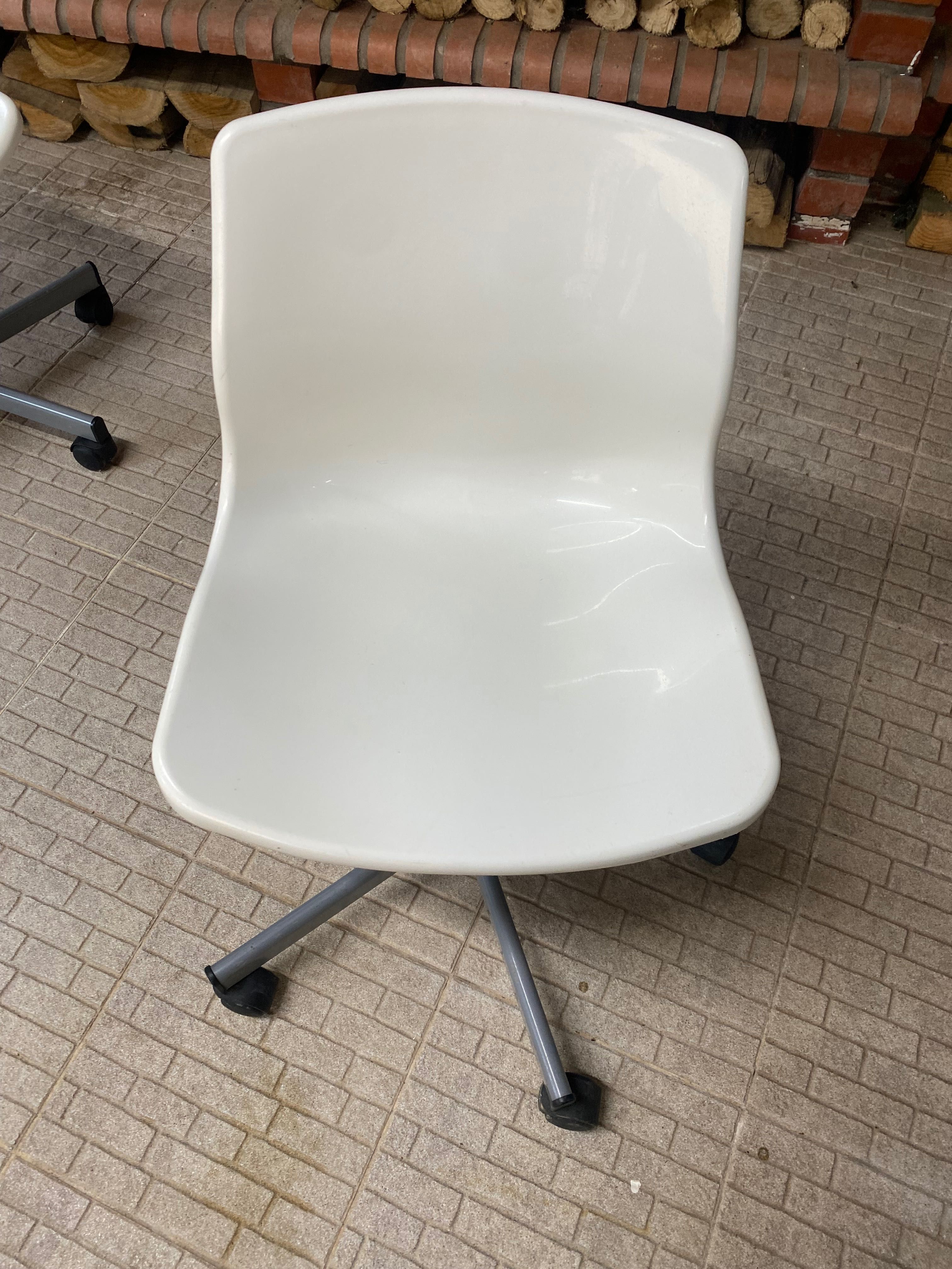 Cadeira giratória ikea