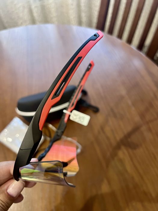 Очки, окуляри фотохромні, спортивні