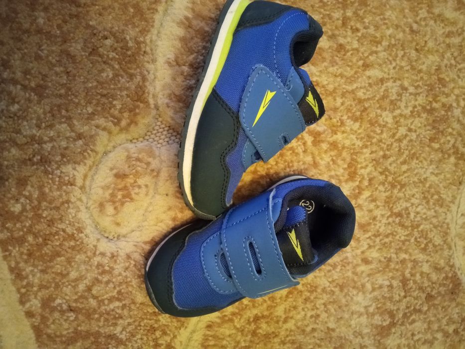 Buty sportowe sprandi r. 22