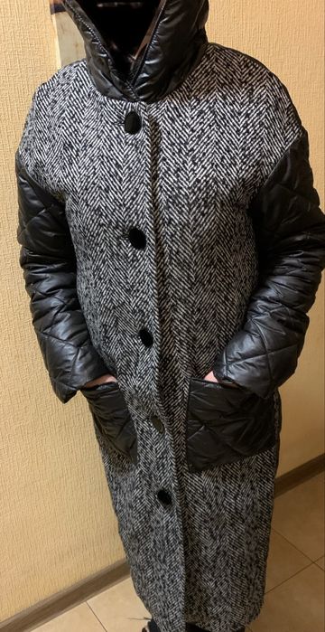Продам пальто жіноче.