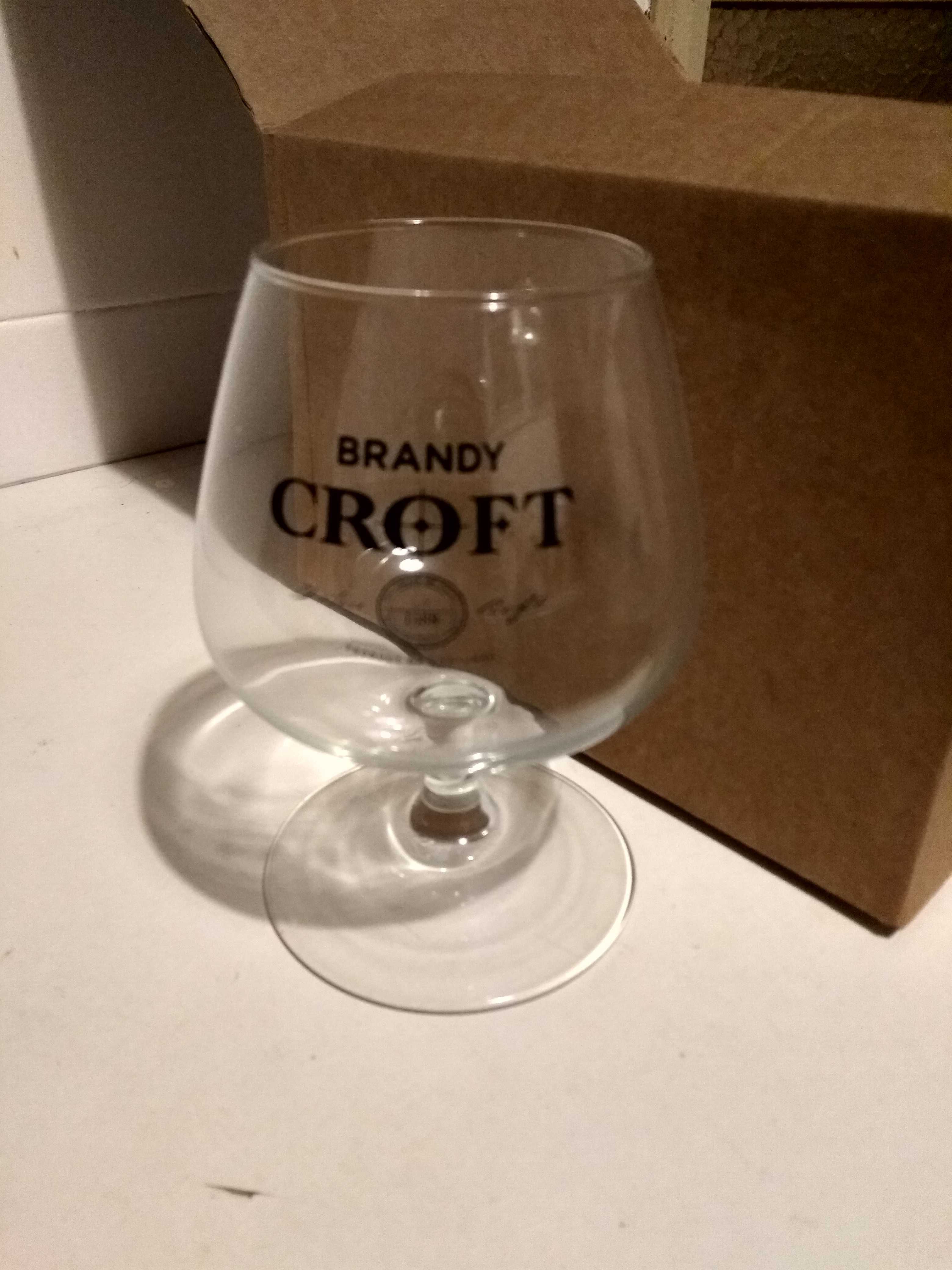 Copos novos (vinho do porto, gin..)