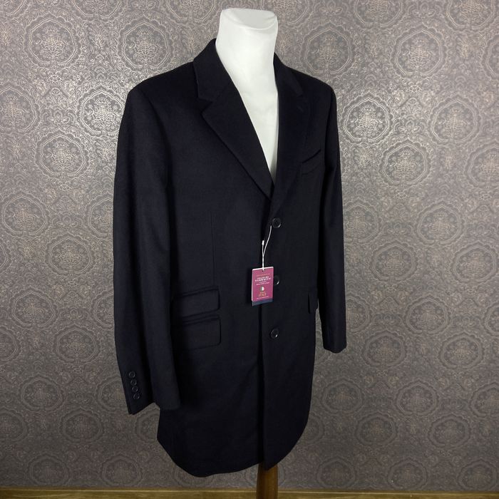Charles Tyrwhitt — преміальне, вовняне пальто