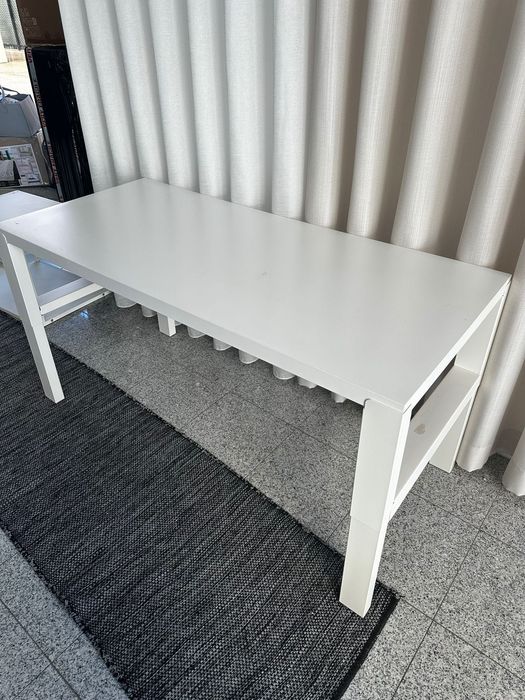 Mesa de centro/apoio