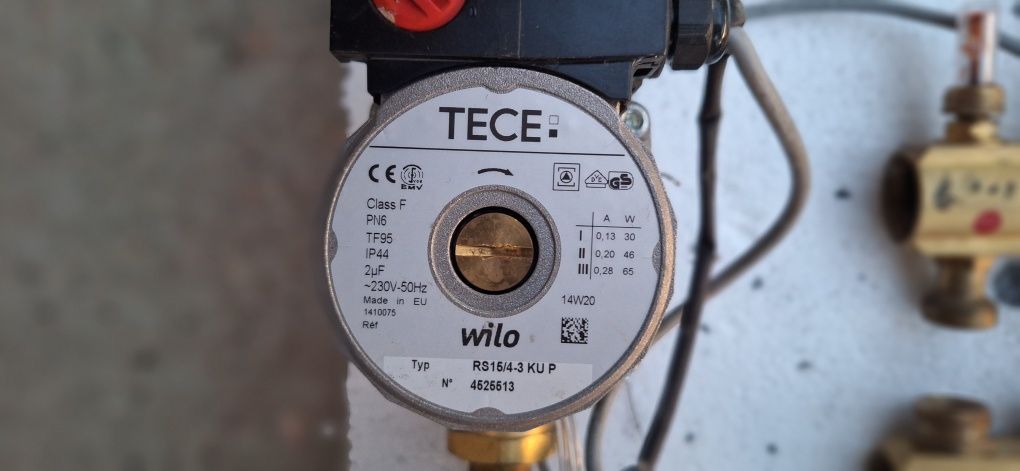 Rozdzielacz podłogówki TECE 7 pętli + pompa